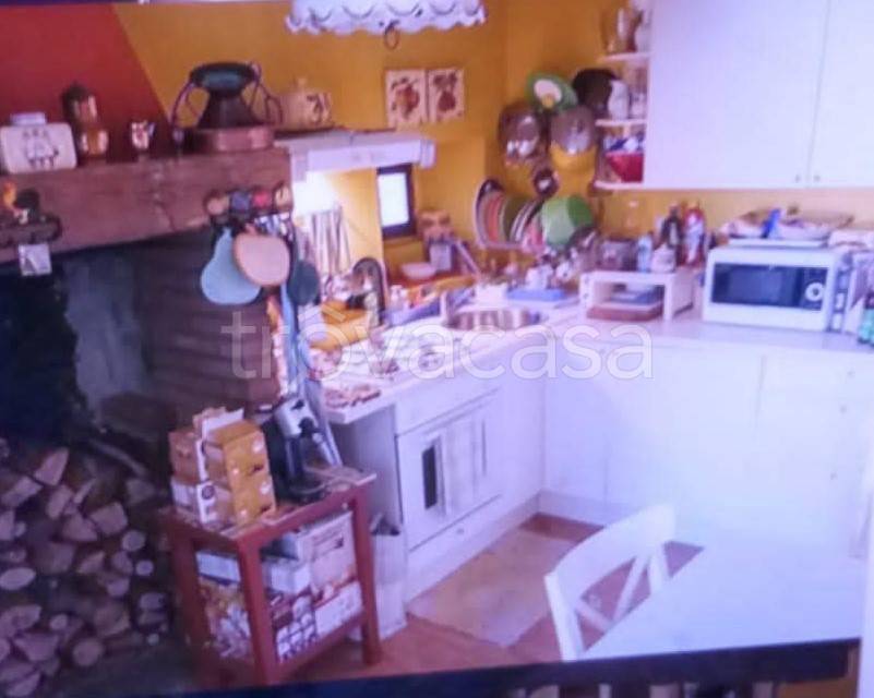 casa indipendente in vendita a Valmozzola