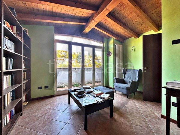 appartamento in vendita a Varano de' Melegari