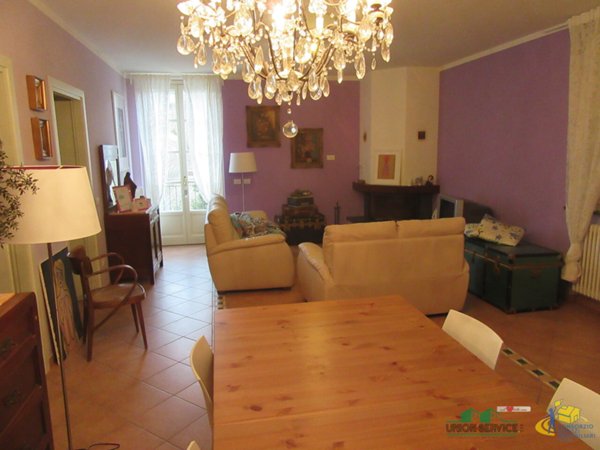 appartamento in vendita a Varano de' Melegari in zona Serravalle Ceno