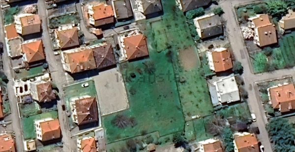 terreno edificabile in vendita a Varano de' Melegari