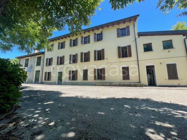 casa indipendente in vendita a Varano de' Melegari