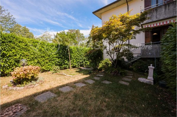 appartamento in vendita a Varano de' Melegari in zona Serravalle Ceno