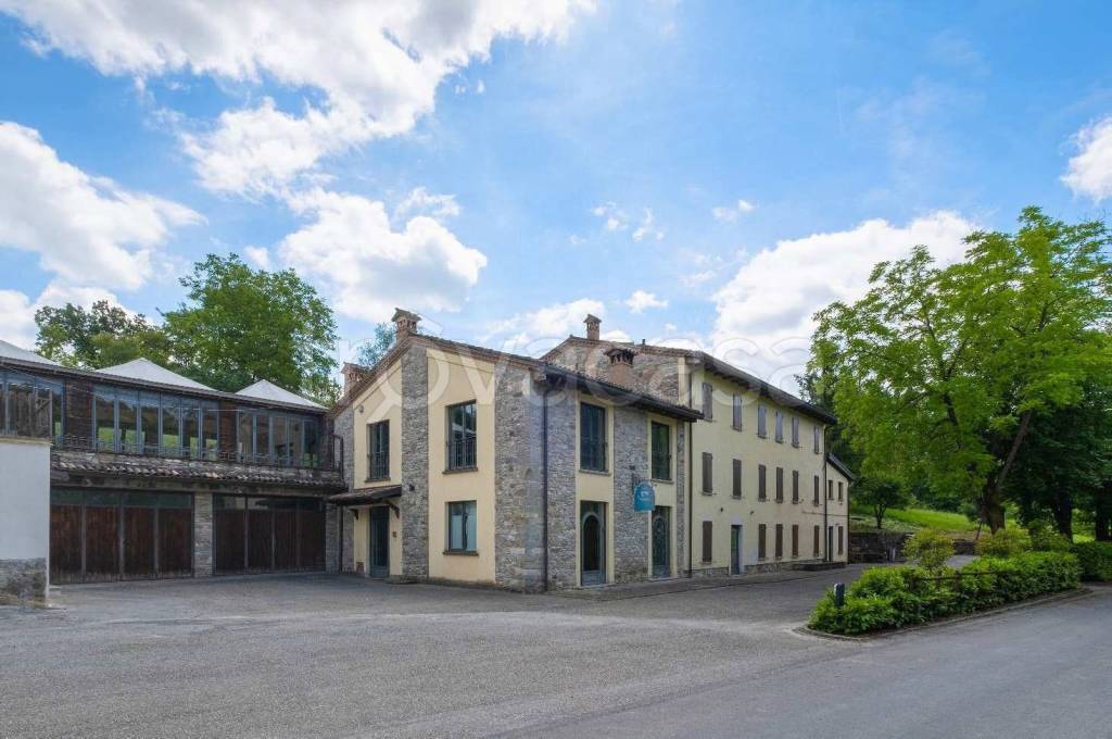 appartamento in vendita a Varano de' Melegari
