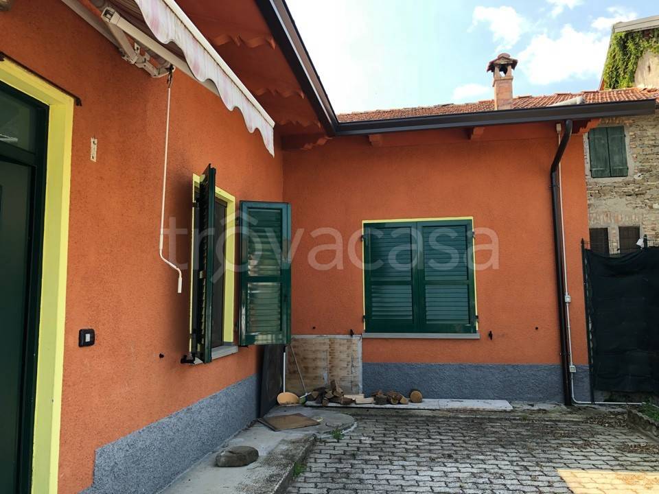 casa indipendente in vendita a Varsi