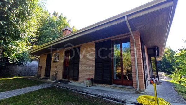casa indipendente in vendita a Varsi