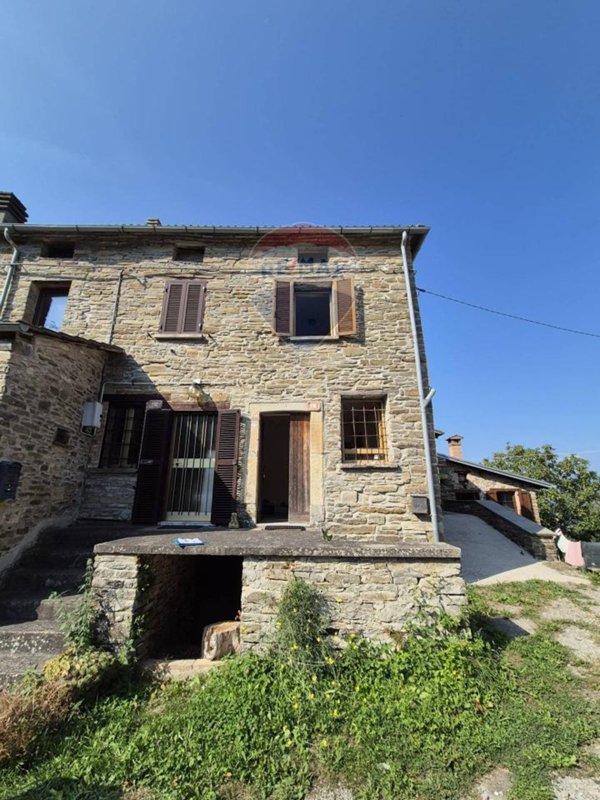 casa indipendente in vendita a Varsi