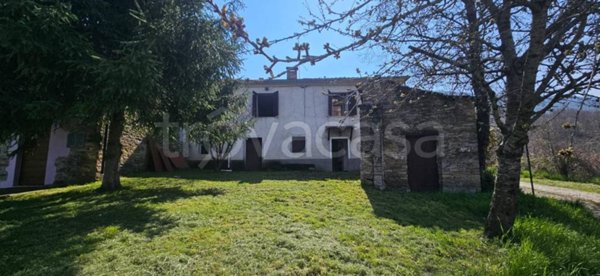 appartamento in vendita a Varsi