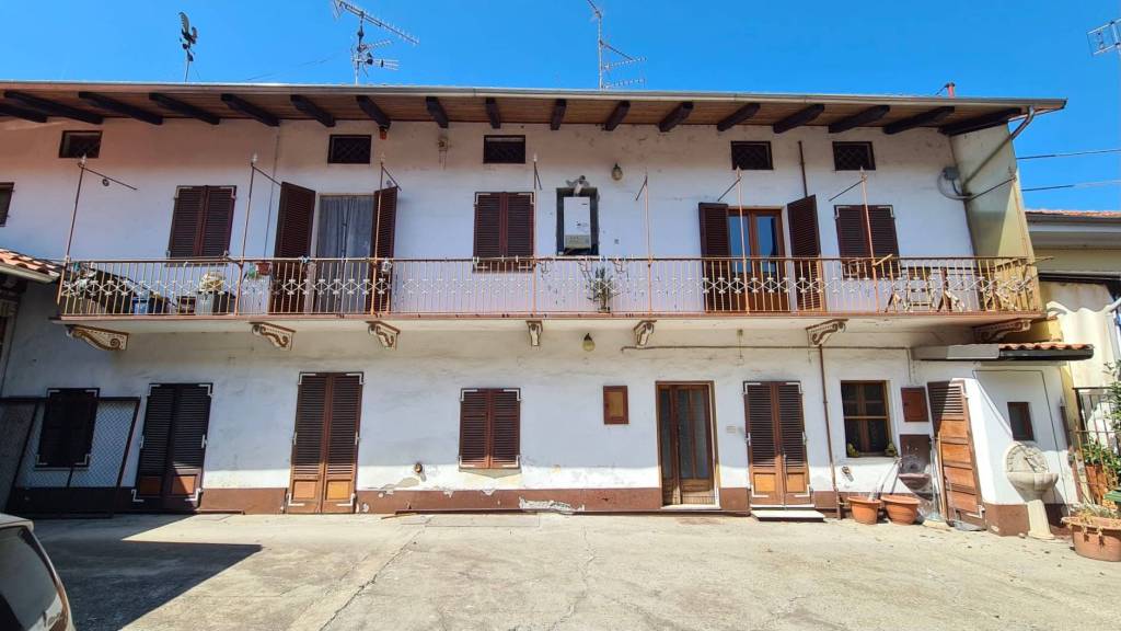 casa indipendente in vendita a Saluggia