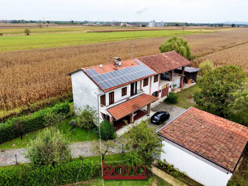 casa indipendente in vendita a Saluggia
