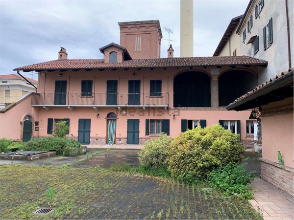 casa indipendente in vendita a Saluggia