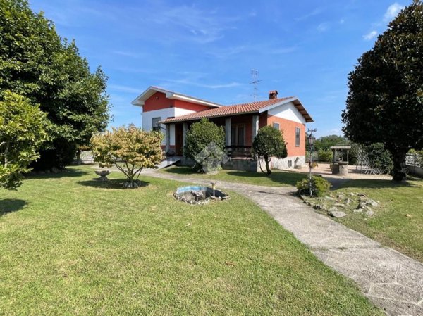 casa indipendente in vendita a Saluggia