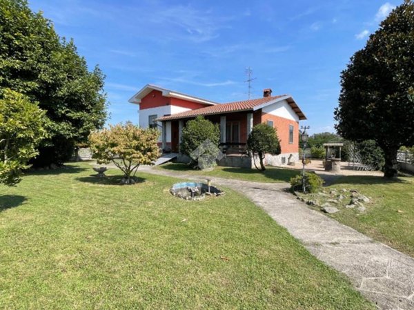 casa indipendente in vendita a Saluggia