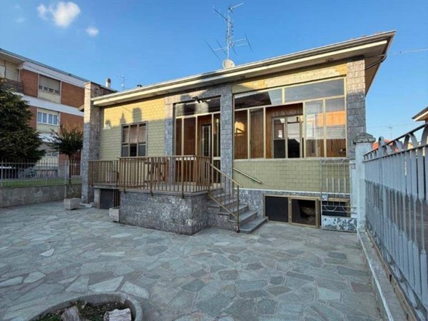 casa indipendente in vendita a Saluggia