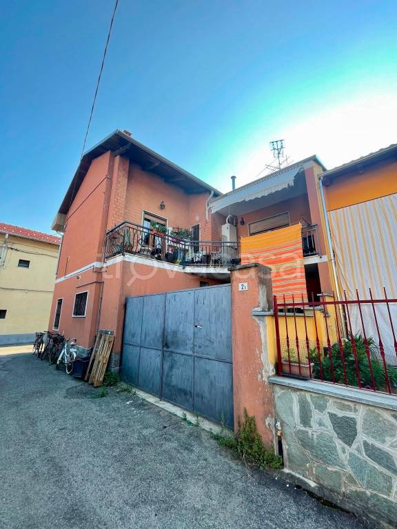 casa indipendente in vendita a Saluggia