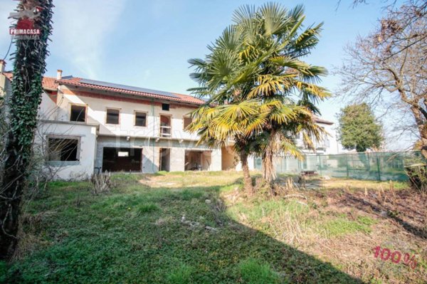 casa indipendente in vendita a Saluggia