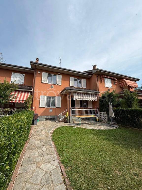 casa indipendente in vendita a Saluggia
