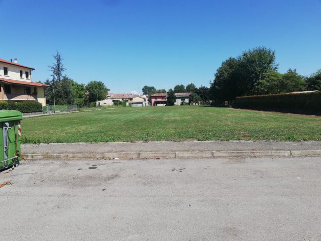 terreno edificabile in vendita a Sissa Trecasali in zona Trecasali