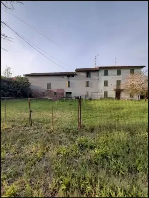 casa indipendente in vendita a Sissa Trecasali in zona Trecasali