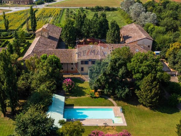 casa indipendente in vendita a Sissa Trecasali in zona Torricella