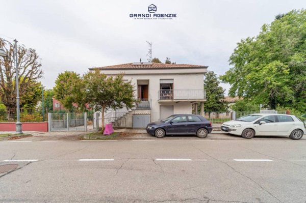 casa indipendente in vendita a Sissa Trecasali