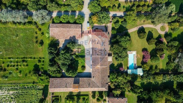 casa indipendente in vendita a Sissa Trecasali in zona Torricella