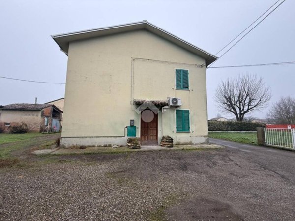 casa indipendente in vendita a Sissa Trecasali in zona Gramignazzo