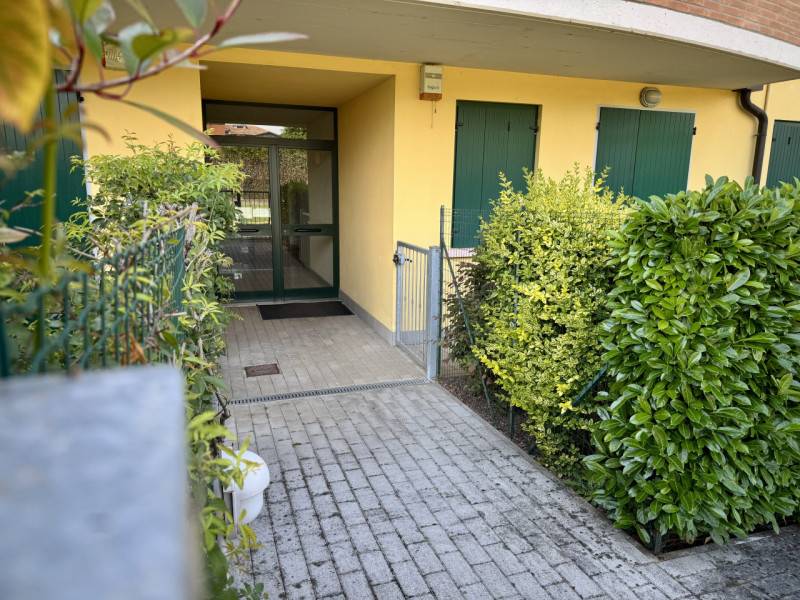 appartamento in vendita a Sissa Trecasali in zona Trecasali