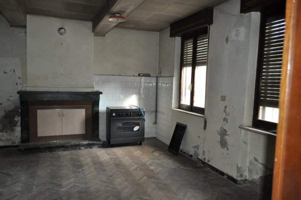 casale in vendita a Sissa Trecasali