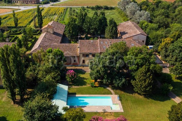 casa indipendente in vendita a Sissa Trecasali in zona Torricella