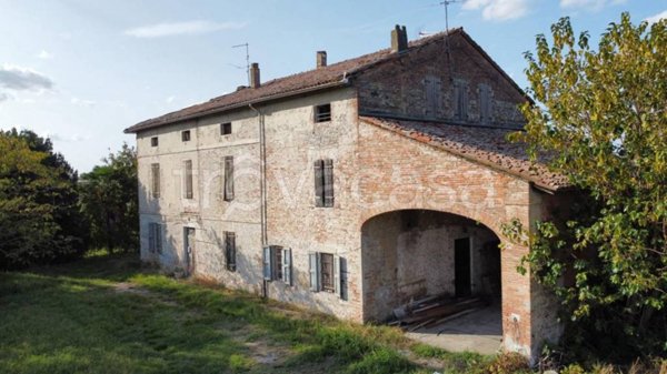 casa indipendente in vendita a Sissa Trecasali