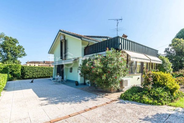 casa indipendente in vendita a Sissa Trecasali in zona Ronco Campo Canneto