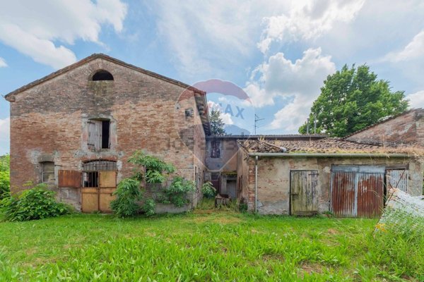 casale in vendita a Sissa Trecasali in zona Trecasali