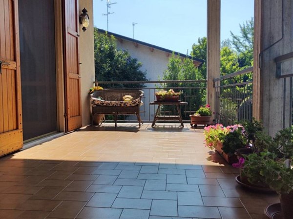 casa indipendente in vendita a Sissa Trecasali in zona Trecasali