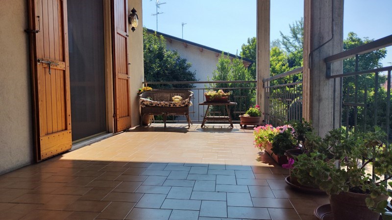 casa indipendente in vendita a Sissa Trecasali in zona Trecasali