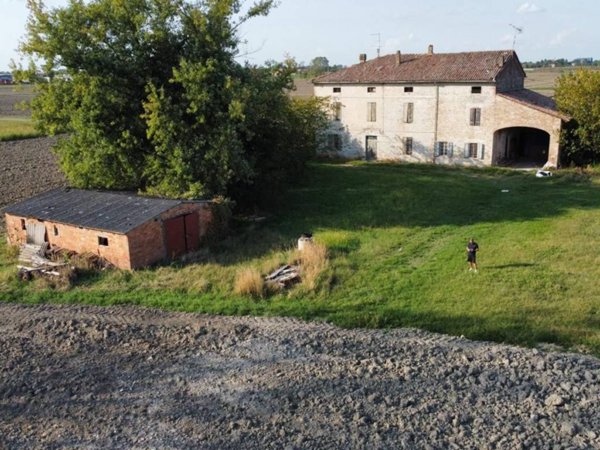 casa indipendente in vendita a Sissa Trecasali in zona Ronco Campo Canneto