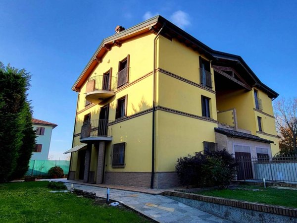 casa indipendente in vendita a Sissa Trecasali in zona Trecasali