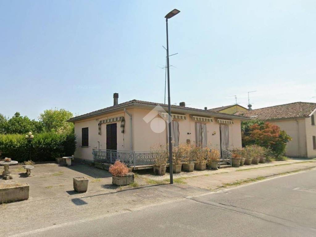 casa indipendente in vendita a Sissa Trecasali in zona Coltaro