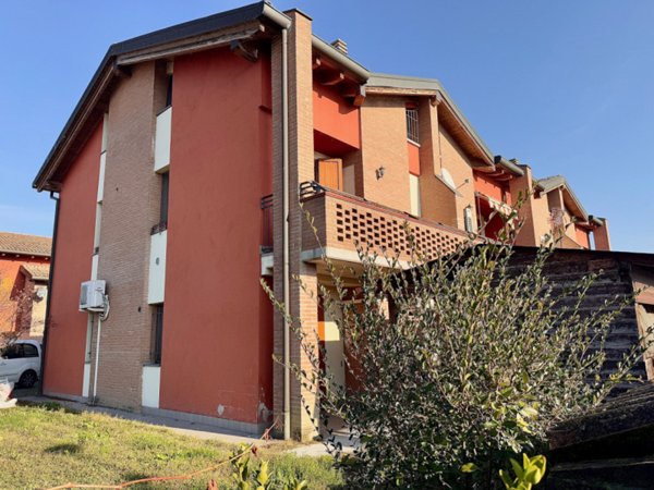 casa semindipendente in vendita a Sissa Trecasali in zona San Quirico