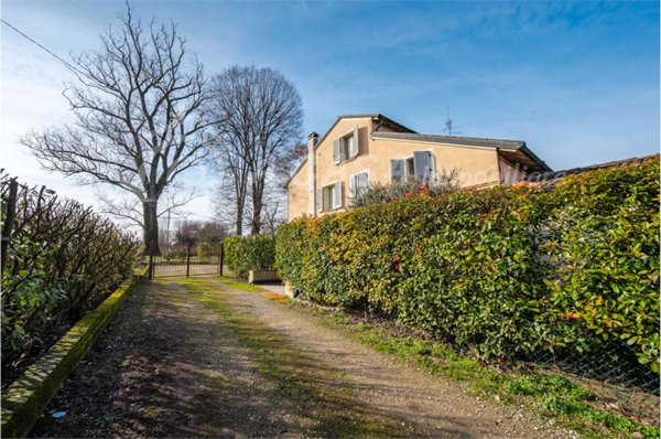 appartamento in vendita a Sissa Trecasali in zona Casalfoschino