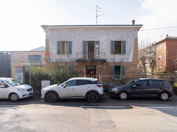 casa indipendente in vendita a Sissa Trecasali in zona Trecasali