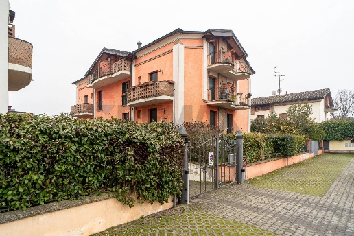 appartamento in vendita a Sissa Trecasali in zona Viarolo