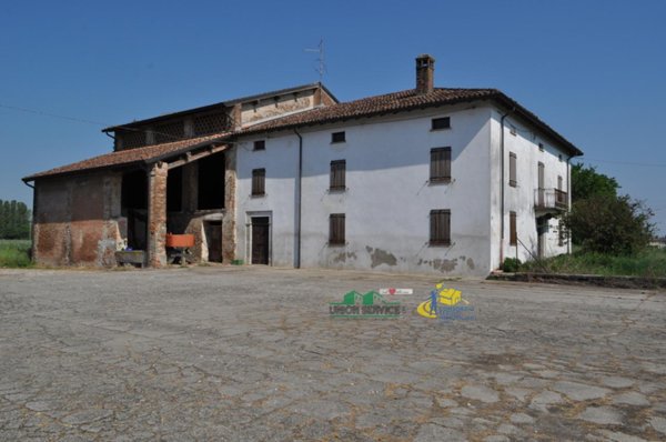 casale in vendita a Sissa Trecasali in zona Borgonovo