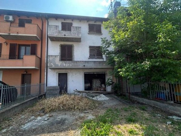 casa indipendente in vendita a Sissa Trecasali