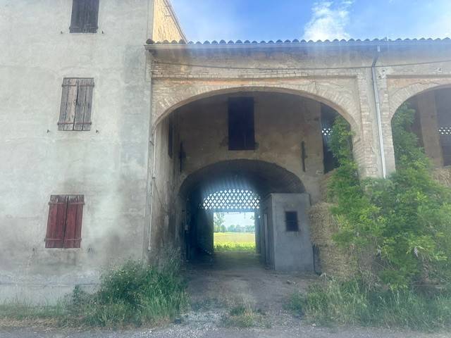 casa indipendente in vendita a Sissa Trecasali