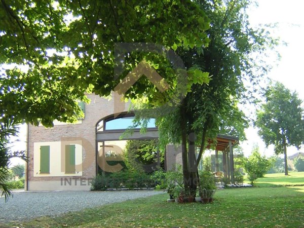 casa indipendente in vendita a Sissa Trecasali in zona Trecasali