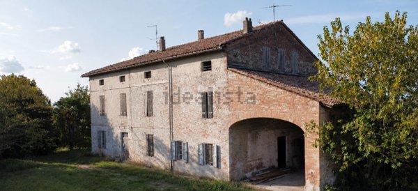 casale in vendita a Sissa Trecasali in zona Ronco Campo Canneto