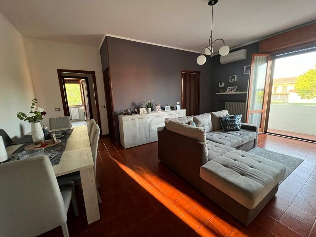 appartamento in vendita a Sissa Trecasali in zona Ronco Campo Canneto
