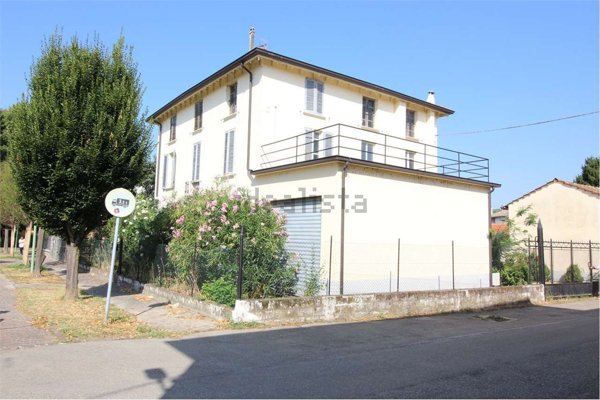 casa indipendente in vendita a Polesine Zibello