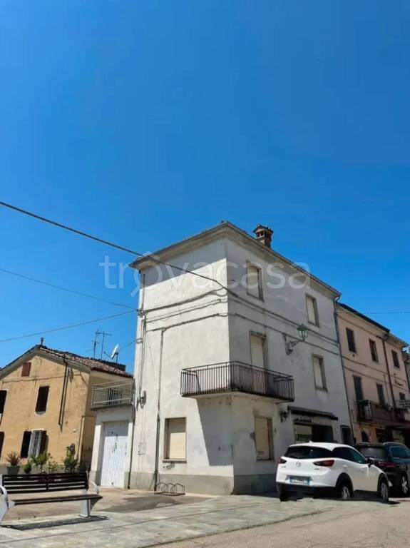 quadrivano in vendita a Polesine Zibello