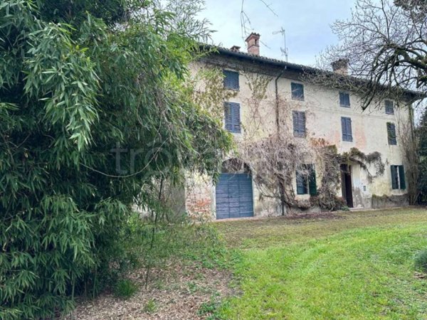 casa indipendente in vendita a Polesine Zibello